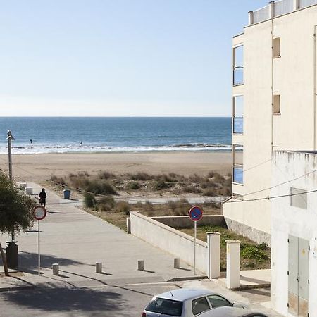Beach 卡斯特尔德费尔斯 外观 照片